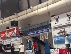 登哥度假依旧不忘训练，但身材似乎略微发福了哦