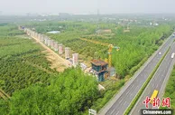 合新铁路全线首个连续梁“0号块”顺利浇筑