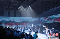 2021大连国际服博会启幕 国潮服饰受追捧