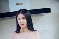 玩球花边：混血嫩模李丽莎大尺度诱人性感薄纱女仆秀