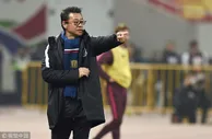 玩球资讯：申花高层宣布吴金贵留任 特维斯去留暂时未定