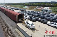 国铁集团：中铁特货在深交所主板挂牌上市