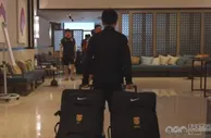 足球资讯：男足国脚首次回应“吃海参”争议：对批评很无奈，喝水都是错！