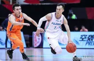篮球赛报：CBA-上海赛季三杀福建迎两连胜 弗雷戴特34+13王哲林缺阵