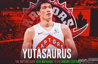 篮球话题：奋斗三年！从双向合同到NBA正式合同，这个亚洲人做对了什么？