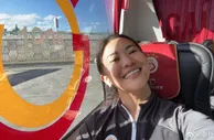 李佳悦晒照记录留洋生活，这腹肌真心慕了慕了
