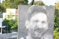 创意无限????！印度球迷致敬梅西，用线制作了梅西巨幅画像