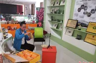 甘肃“新农人”吆喝“土味”寄乡愁 返乡年轻人逐梦乡间农产