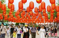 大三亚旅游新业态新产品纷呈 游客“花式”过大年