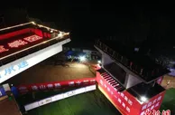 南玉高铁那宽特大桥跨黎钦铁路转体桥成功转体