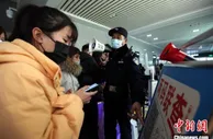 郑徐高铁小站别样春运：师徒演绎平安“二人转”
