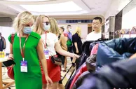 中国(辛集)国际皮毛时装博览会开幕  逾10万新品引万余客商采购