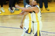 篮球报：NBA官宣！FMVP榜更新，勇士包揽前三，库里登顶，塔图姆仅第四