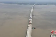 中国企业承建孟加拉国帕德玛大桥贯通