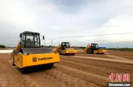 甘肃高速公路施工应用“无人驾驶”技术