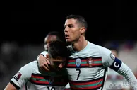 足球赛报：3-1！C罗狂刷4大纪录，葡萄牙逆转弱旅，3战不败登顶