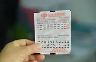 孝顺儿媳为公公祝寿顺道买彩票中518万头奖