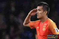 足球赛报：国足客场对阵叙利亚，王牌中锋或火线驰援球员，曾用表现征服里皮