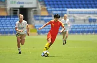 足球赛报：中国女足5-0横扫澳超女足队 5场热身赛保持全胜