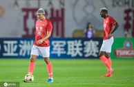 足球赛报：亚冠-恒大遭浦和双杀总比分0-3无缘决赛 塔利斯卡中横梁