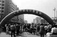 玩球资讯：2元真的能中500万？最熟流程的彩票店老板们为何没中