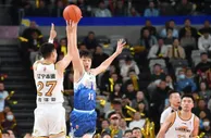 CBA疯狂一夜，两队争常规赛冠军，三队告别季后赛，四队争前四