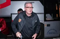 4大看点！国足vs新加坡万众瞩目，能否主场雪耻？王大雷成焦点