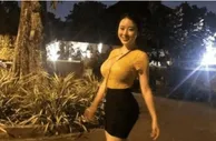 她因刘强东走红，国外住豪宅开名车生活奢华，如今成为万人迷