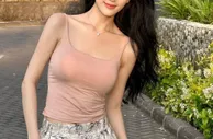 性感美女写真，不仅仅是靠颜值，身材也是上上等！