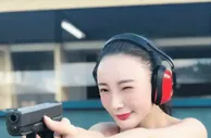 扛不住啊扛不住，王李丹妮，身材也太饱满有料了！