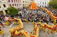 中国驻新使馆罕见警示：公民境外赌博致死，领事无法保护