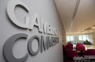 英国罚单：用手动秒表测老虎机速度，一秒之差罚了12万