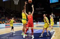 玩球赛报：女篮世界杯-中国41分负澳大利亚无缘四强 李月汝12+6