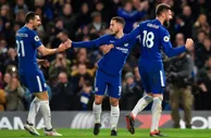 足球赛报：英超-切尔西3-0重返前四 阿扎尔两球吉鲁助攻