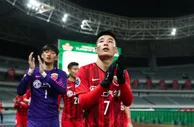 足球资讯：中韩百战平手收场 中超胜率仅25% 恒大上港扛大旗