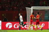 足球赛报：国足0-6威尔士遭遇中国杯开门黑 贝尔戴帽于汉超中柱