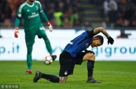 足球赛报：意甲-米兰0-0国米 两进球无效伊卡尔迪射失空门