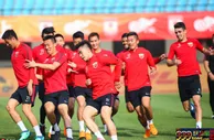 足球网报：上港多线作战足协杯或留力 人和全主力抵沪盼争胜