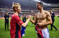 足球资讯：深度-合影14位足坛巨星鹿晗成C位 娱乐明星跨界体育圈为哪般