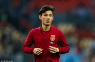 足球资讯：王燊超因偷戴项链遭国足禁赛1年 足协：建议上港也罚