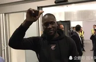 足球资讯：官宣在即！卢卡库抵达米兰机场 即将接受国米体检