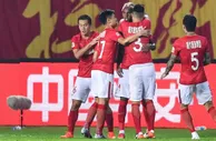 足球赛报：塔利斯卡补时绝杀恒大1-0国安 上港重返中超榜首