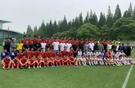 足球资讯：根宝基地成立20年，70人踢上中超，徐根宝：你们要感恩，要团结