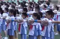 观点：足球操跟足球有啥关系？校园足球不该沦为政绩工具