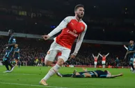 英超-吉鲁破门厄齐尔两助阿森纳2-1小胜曼城