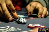 【技巧】德扑终极进阶之翻牌后捍卫盲注的3个小技巧