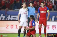 足球赛报：榜首易位中超三国杀白热化 恒大得势已悄然领跑