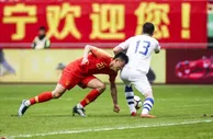 足球赛报：输球又输人！国足0-1负乌兹别克遭两连败 连续2届中国杯垫底