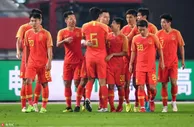 赢了！赢了！赢了！国足一夜起死回生 过完瘾仍需努力