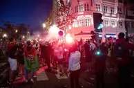 足球资讯：2万英格兰球迷观战欧国联 场外又闹事引发大骚乱 公然挑衅警方
